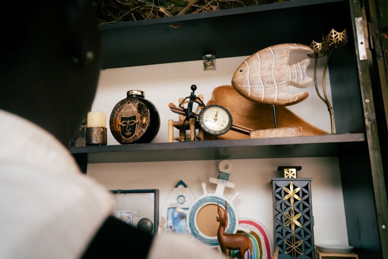 The Art of Mixing Patterns: A Guide to Eclectic Interior Styles
